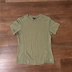 Allbirds Woman Green Athletic Shirt